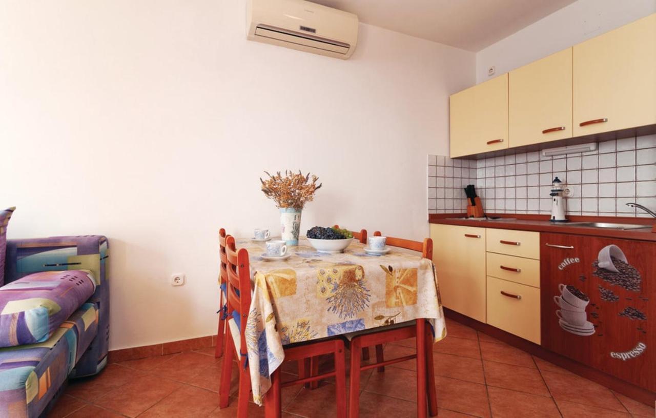 Apartments By The Sea Mandre, Pag - 4092 科兰 外观 照片